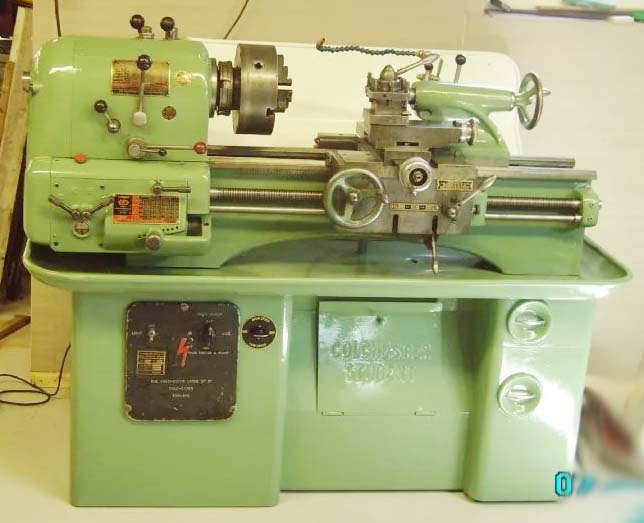 Фото токарно-гвинторізного верстата Colchester Student Mk.1 Фото токарно-гвинторізного верстата Colchester Student Mk.1